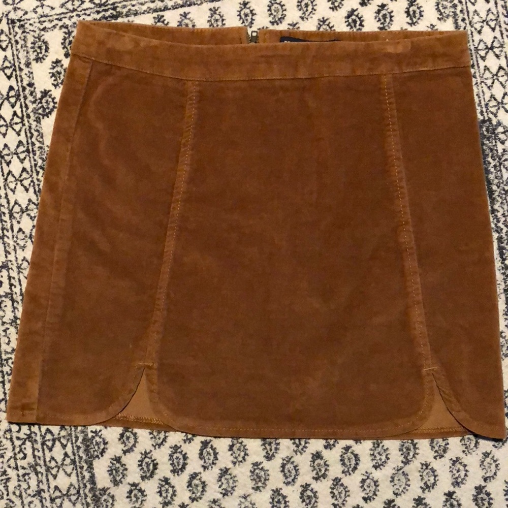 Brandy Melville mini skirt